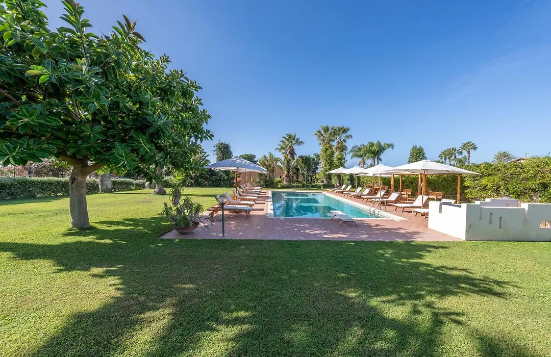 B&B Villa Carlotta Resort-1